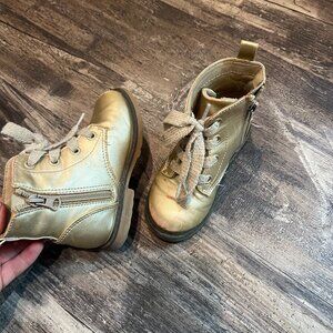 Toddler Boots Size 8